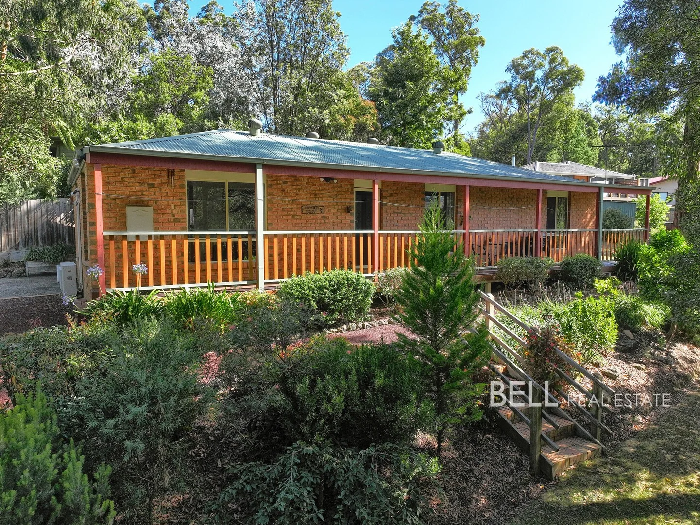 15 Naughton Street, Cockatoo VIC 3781