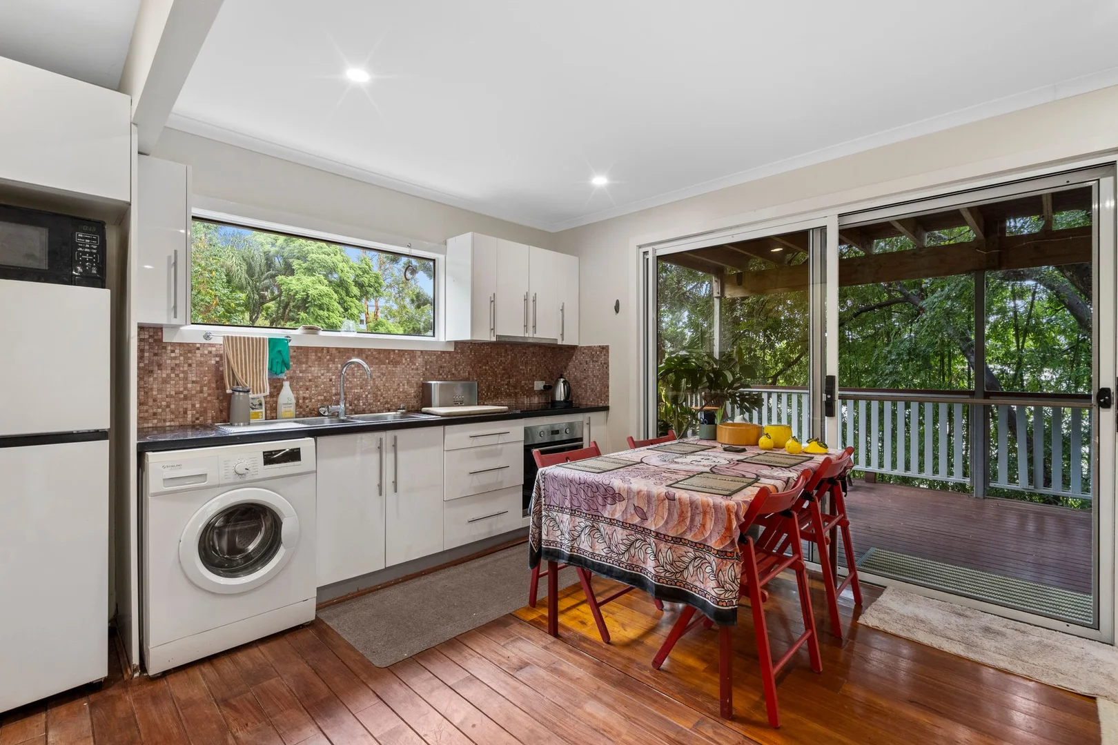 Additional image 11 of 37 MacGregor Terrace, Bardon QLD 4065