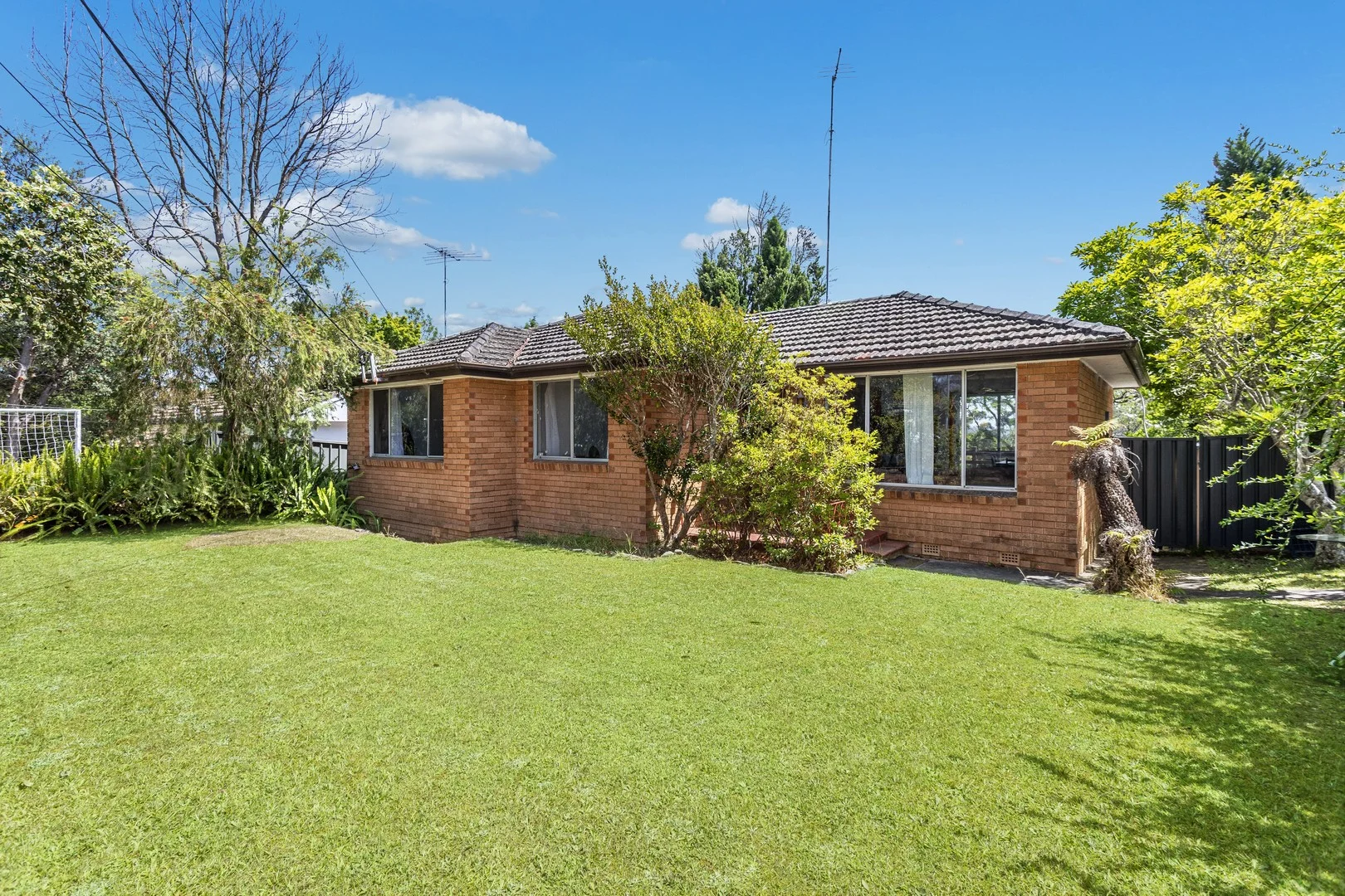 Additional image 10 of 6 Jenolan Close, Hornsby Heights NSW 2077