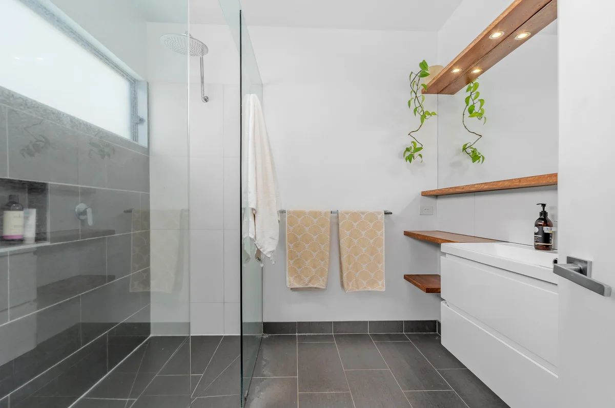 Additional image 5 of 16 Martin Laurence Place, Port Fairy VIC 3284