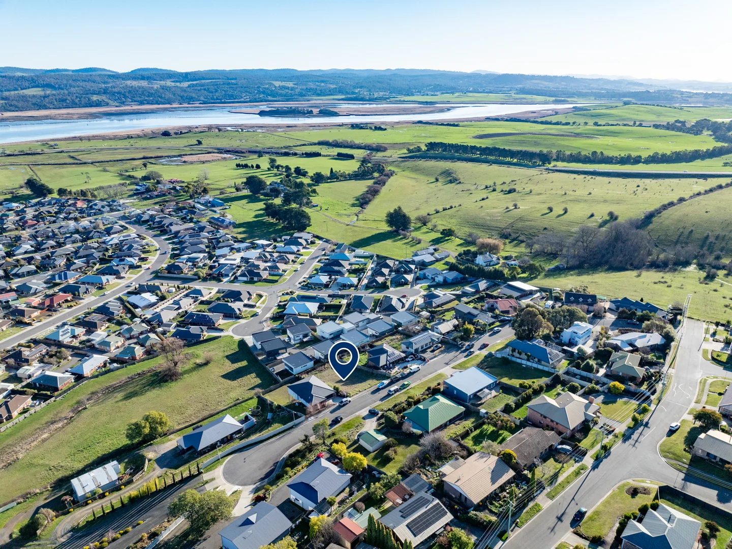 Additional image 18 of 37 Roberts Crescent, Newnham TAS 7248