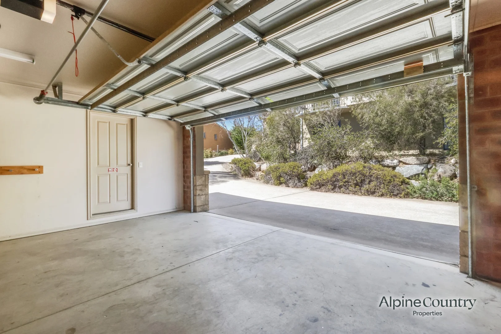 Additional image 24 of 2/18 Nettin Circuit, Jindabyne NSW 2627