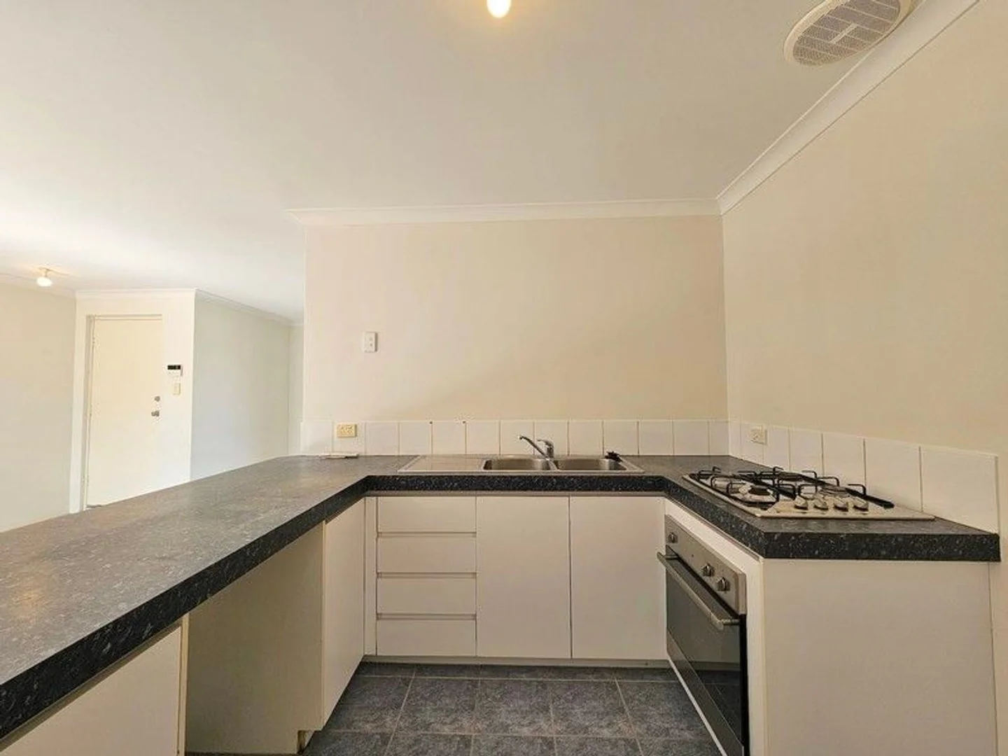 Additional image 7 of 12/33 Seaforth Avenue, Gosnells WA 6110