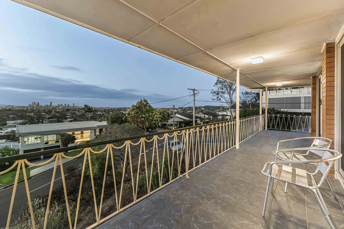 Additional image 4 of 53 Kneale Street, Holland Park West QLD 4121