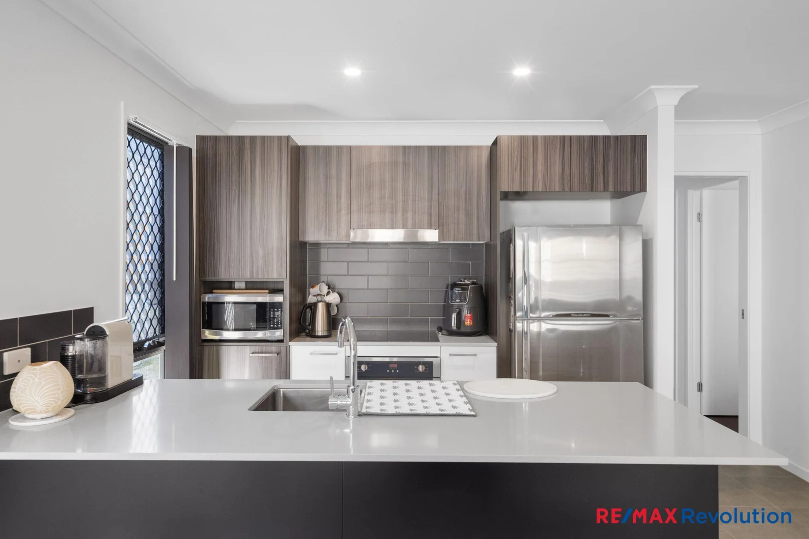 Additional image 3 of 114 Dysart Drive, Holmview QLD 4207