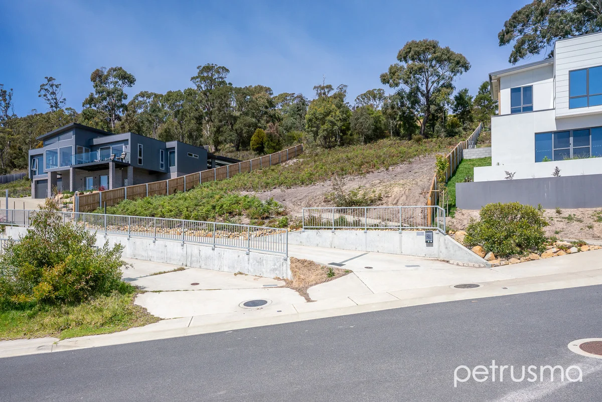 Additional image 7 of 19 Bluebush Crescent, Blackmans Bay TAS 7052