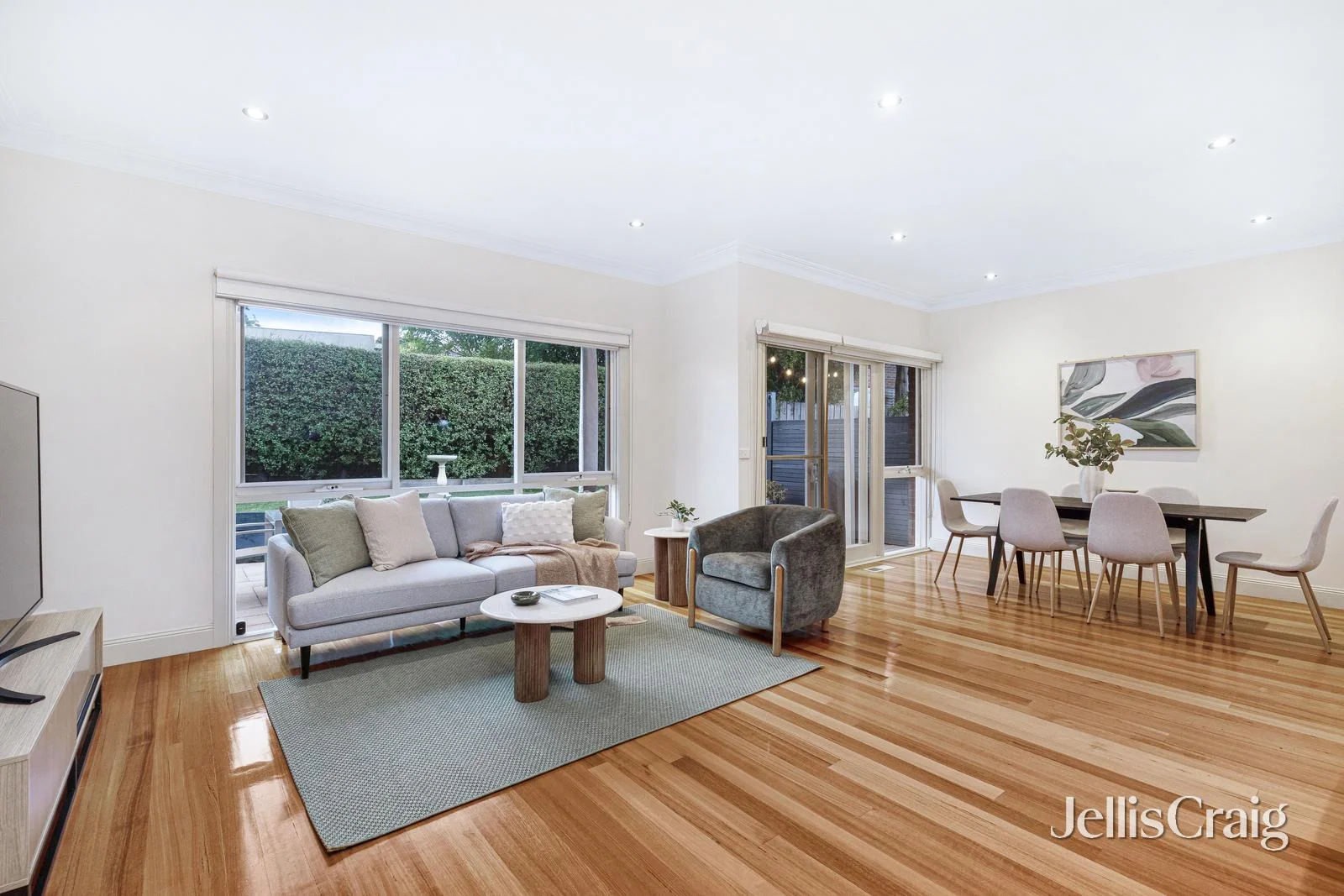 Additional image 3 of 5A Cherry Tree Court, Doncaster East VIC 3109