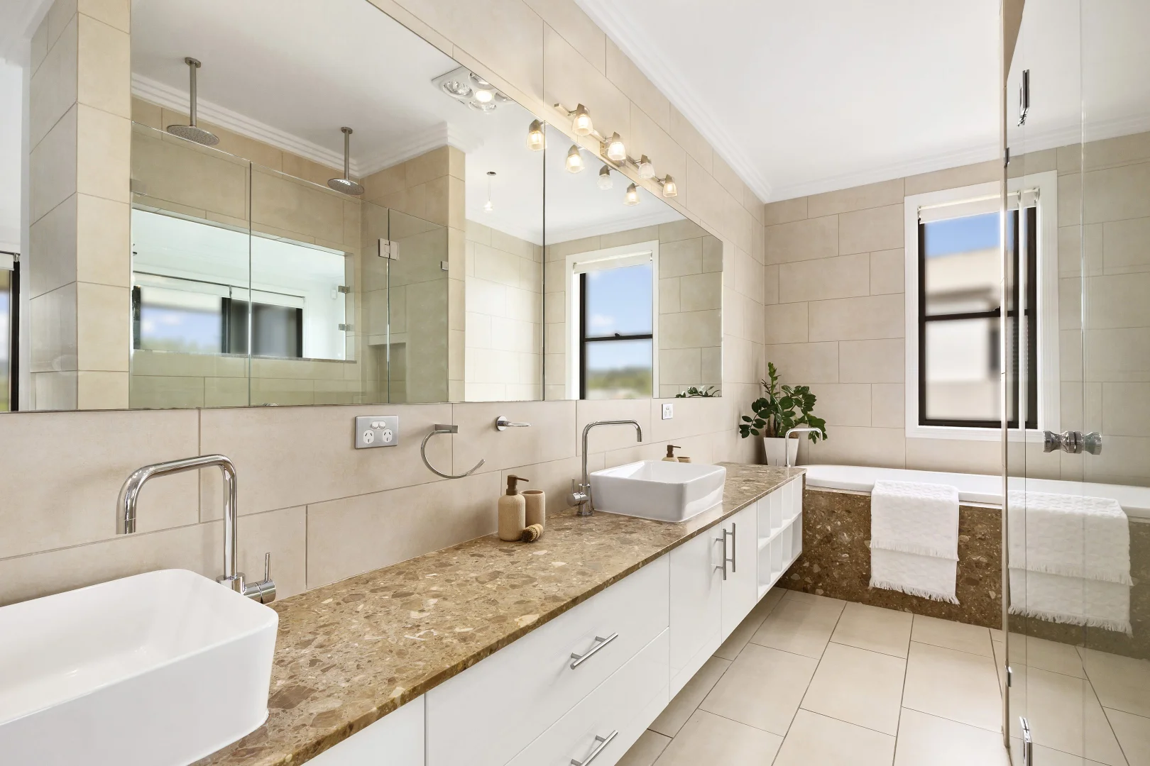 Additional image 13 of 2/386 The Esplanade, Speers Point NSW 2284