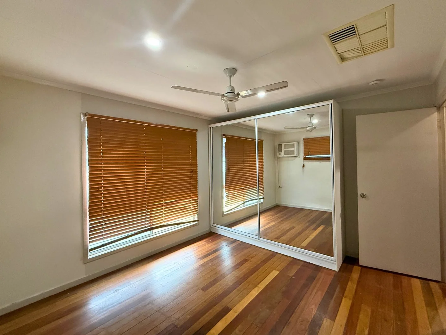 Additional image 13 of 31 Leslie Drive, Moranbah QLD 4744