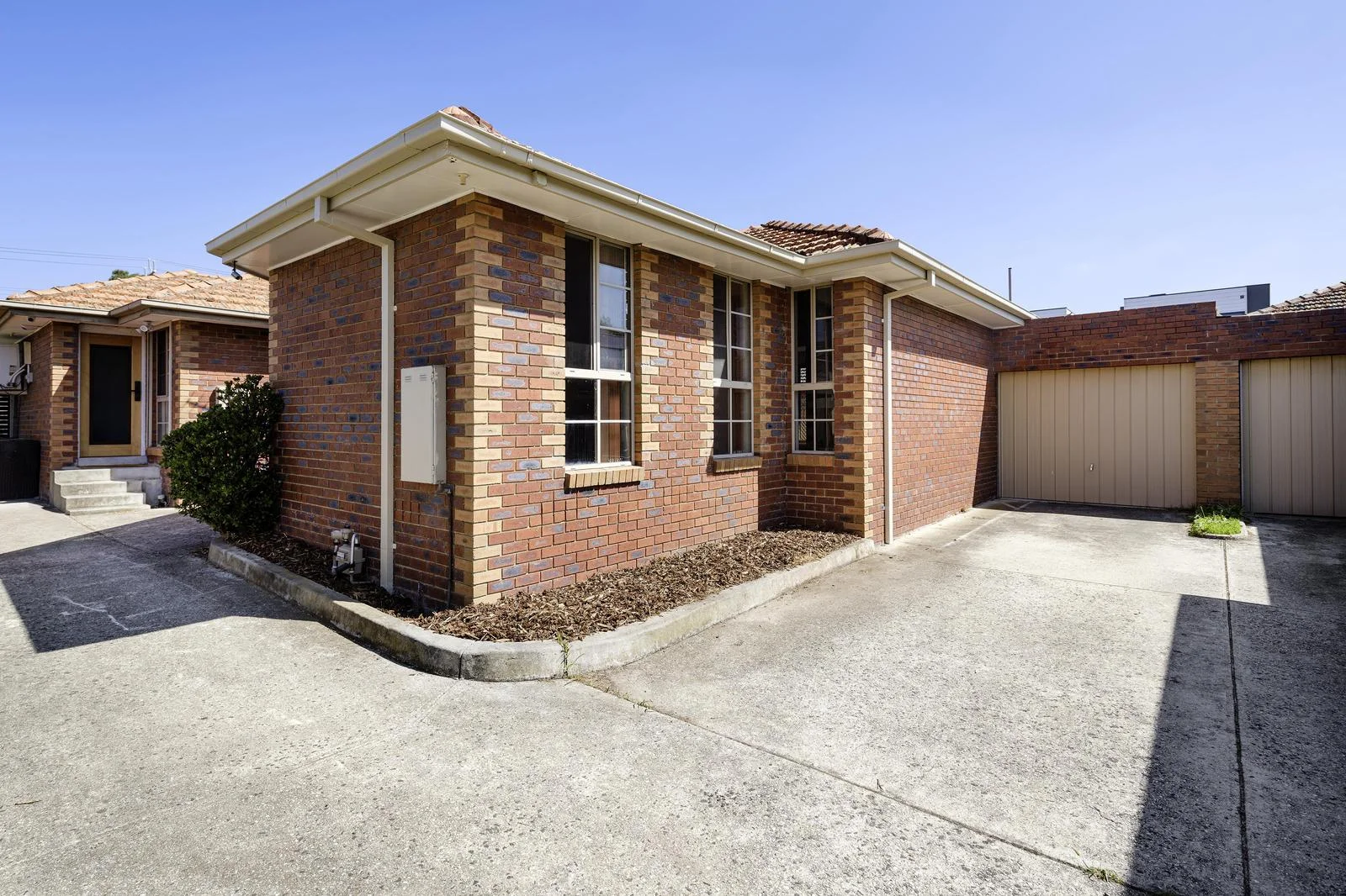2/17 Newton Street, Reservoir VIC 3073