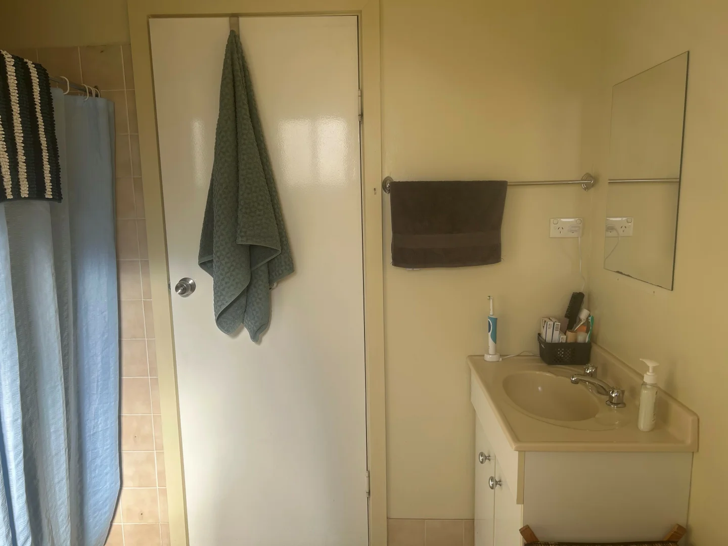 Additional image 8 of Unit 1/2/3/34 Axehead Rd, Roxby Downs SA 5725