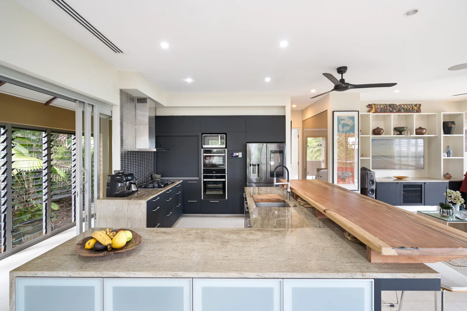 Additional image 8 of 13-15 Waterview Close, Kewarra Beach QLD 4879