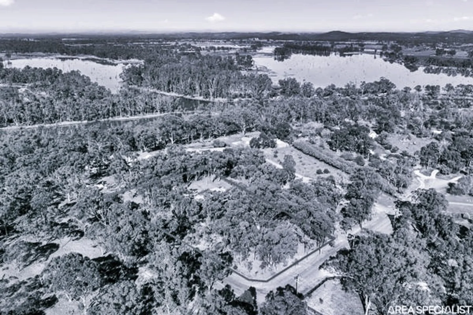 Additional image 17 of 3 Woodlea Court, Kirwans Bridge VIC 3608