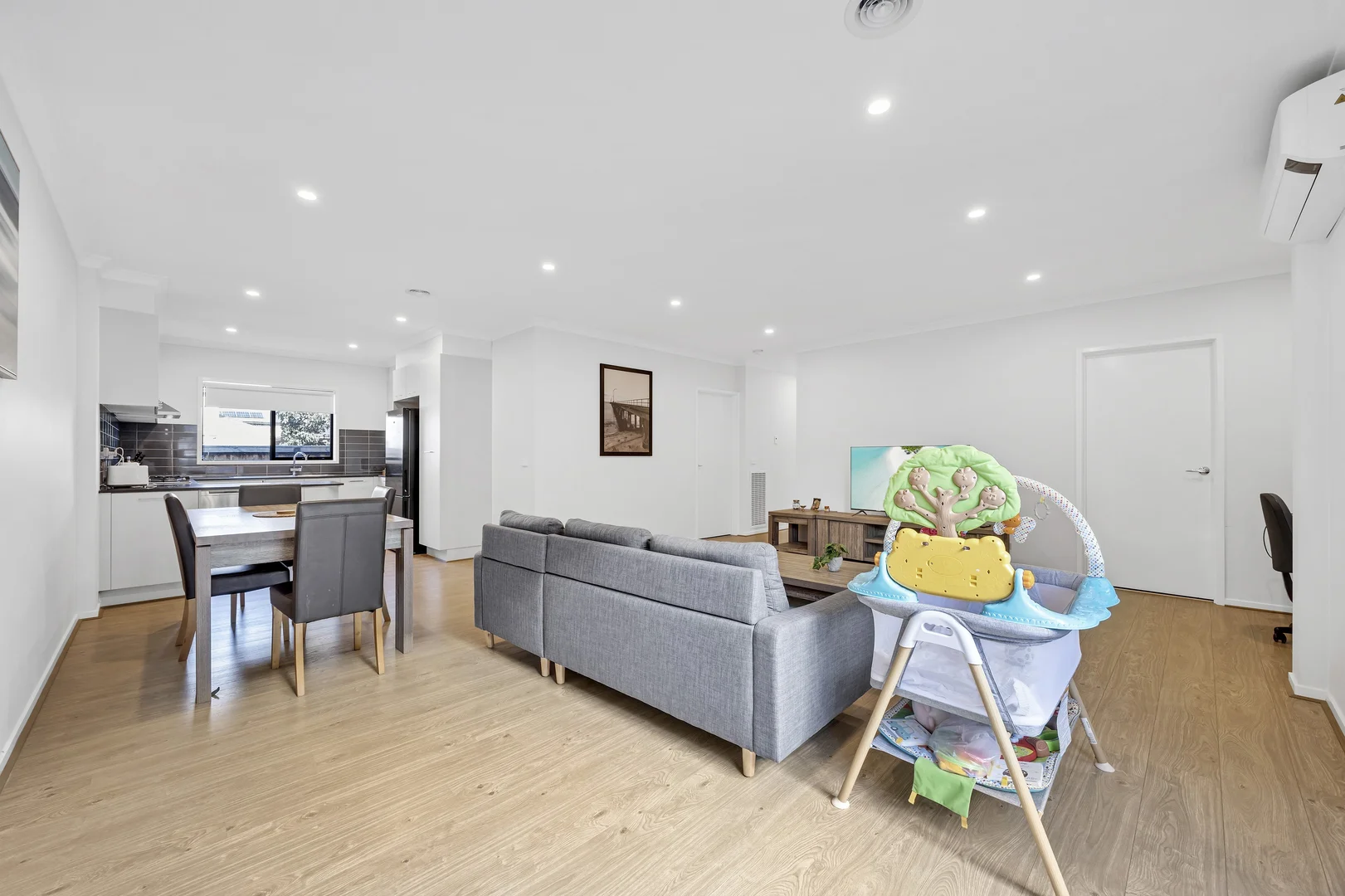 Additional image 8 of 207 Maracana Avenue, Manor Lakes VIC 3024