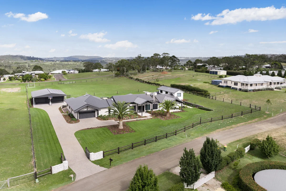 Additional image 2 of 3 Archer Crescent, Preston QLD 4352