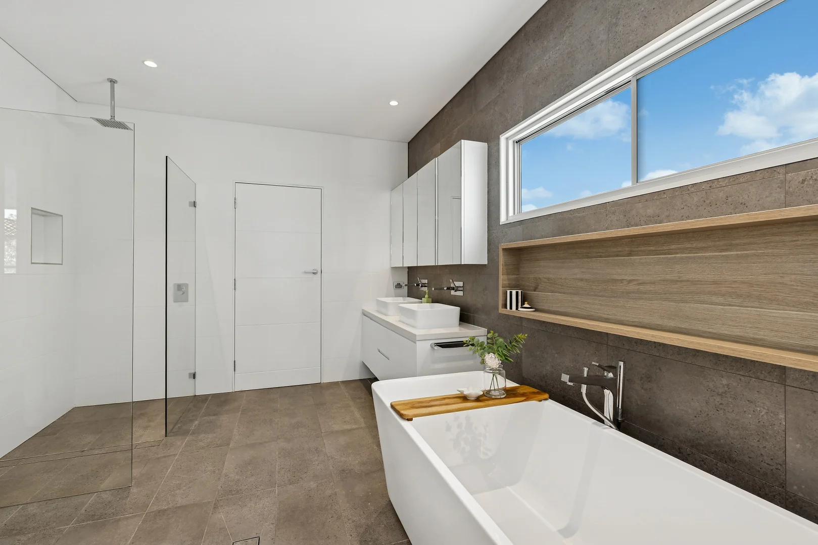 Additional image 11 of 10 Binburra Avenue, Toowoon Bay NSW 2261