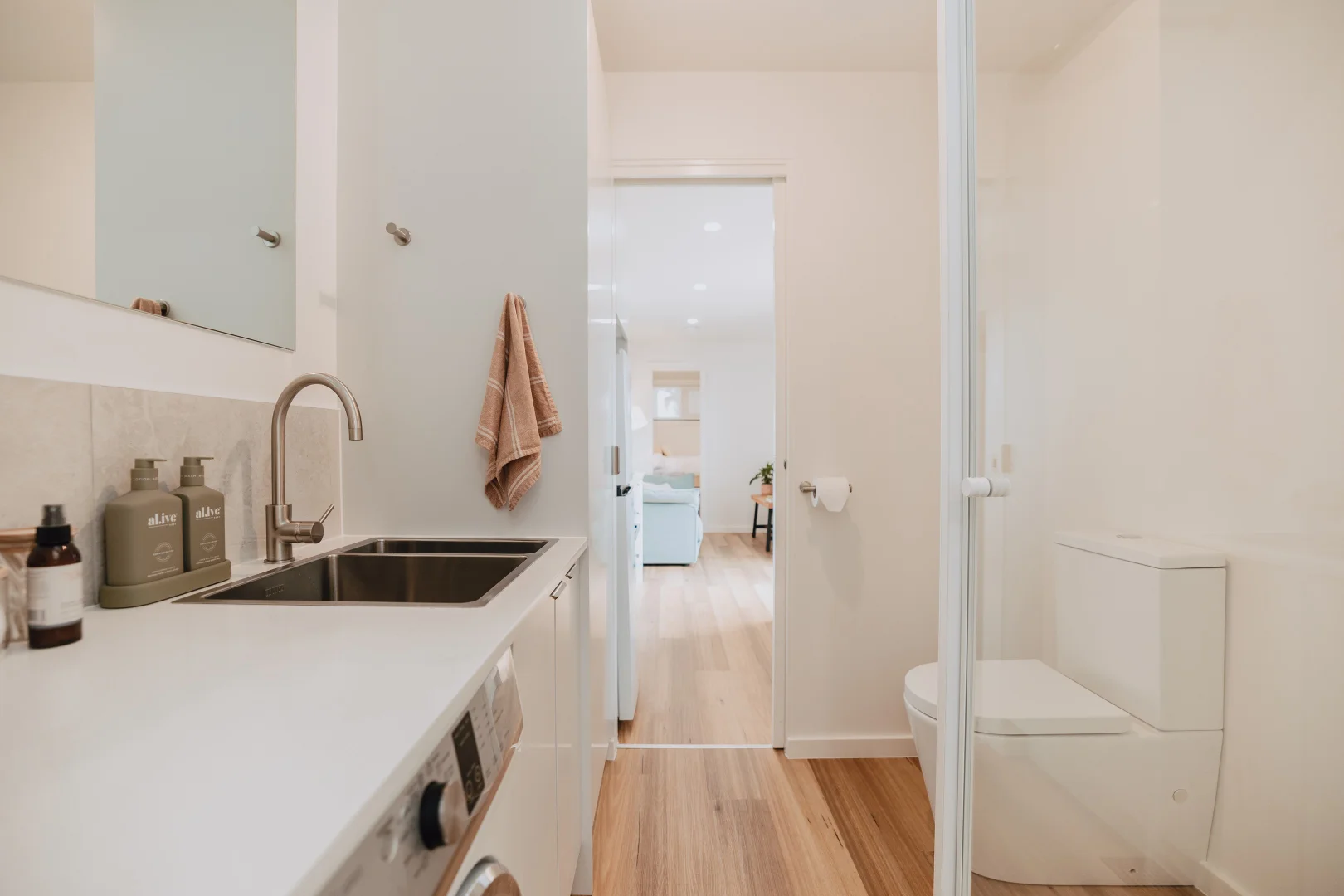 Additional image 8 of 11/96 King Street, Scottsdale TAS 7260