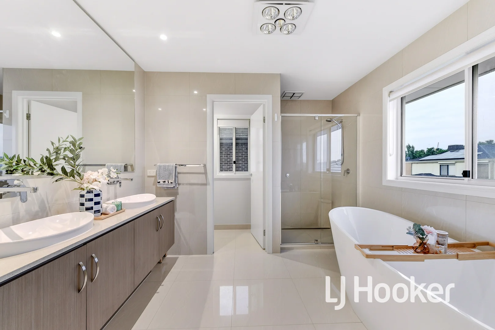 Additional image 4 of 32 Roger Close, Berwick VIC 3806