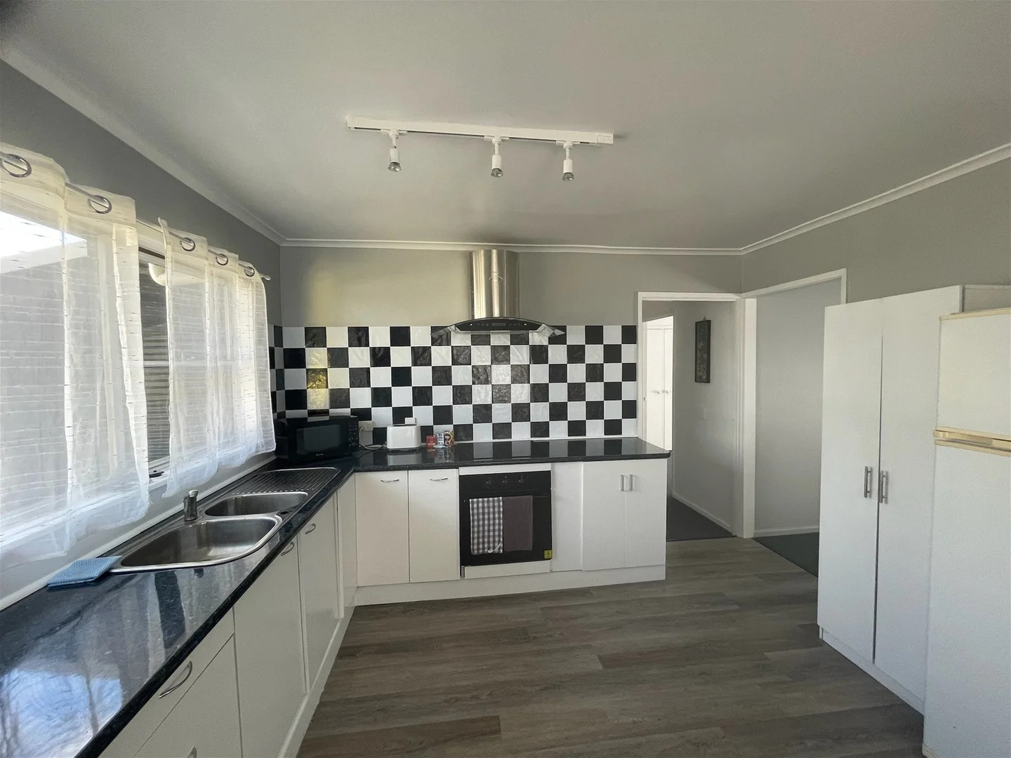 Additional image 4 of 9A Urquhart Street, Queenstown TAS 7467