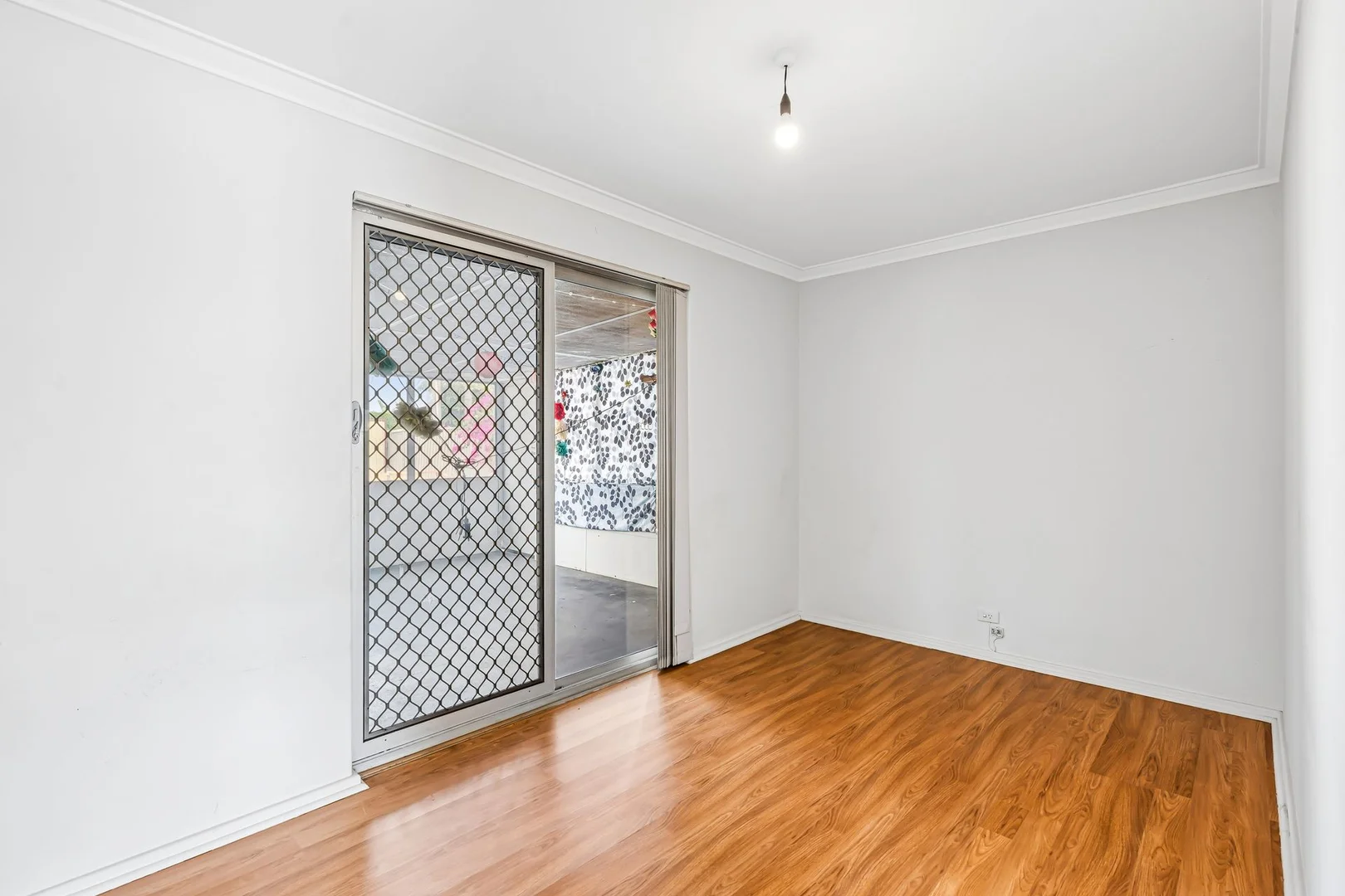 Additional image 13 of 28 Wooramel Crescent, Gosnells WA 6110