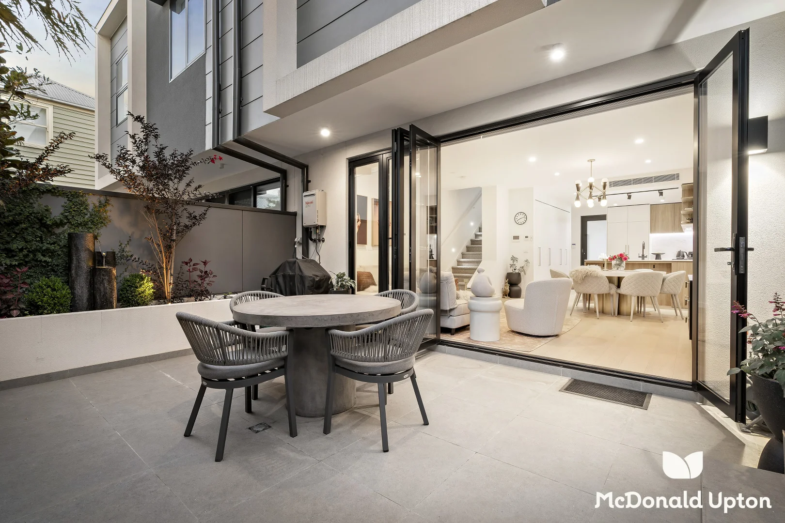 Additional image 6 of 3/28 Flower Street, Essendon VIC 3040