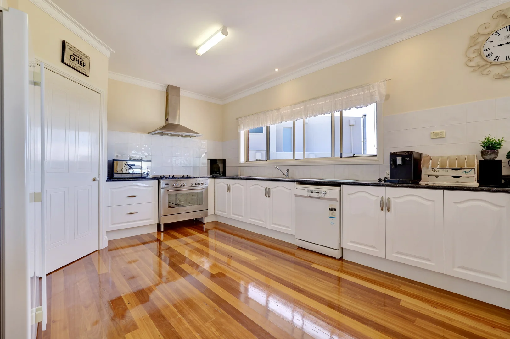 Additional image 13 of 24 Sea-Lake Close, Lakes Entrance VIC 3909