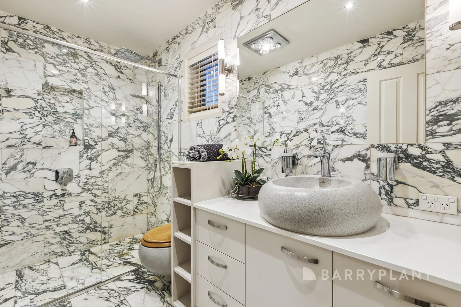 Additional image 9 of 28 Angus Drive, Glen Waverley VIC 3150