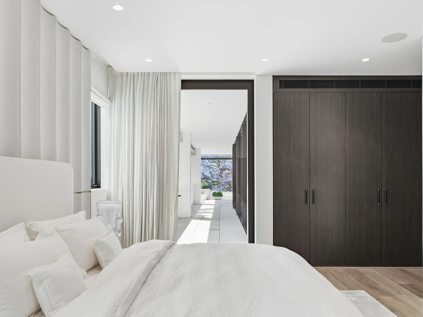 Additional image 16 of 2/10 Sutherland Crescent, Darling Point NSW 2027