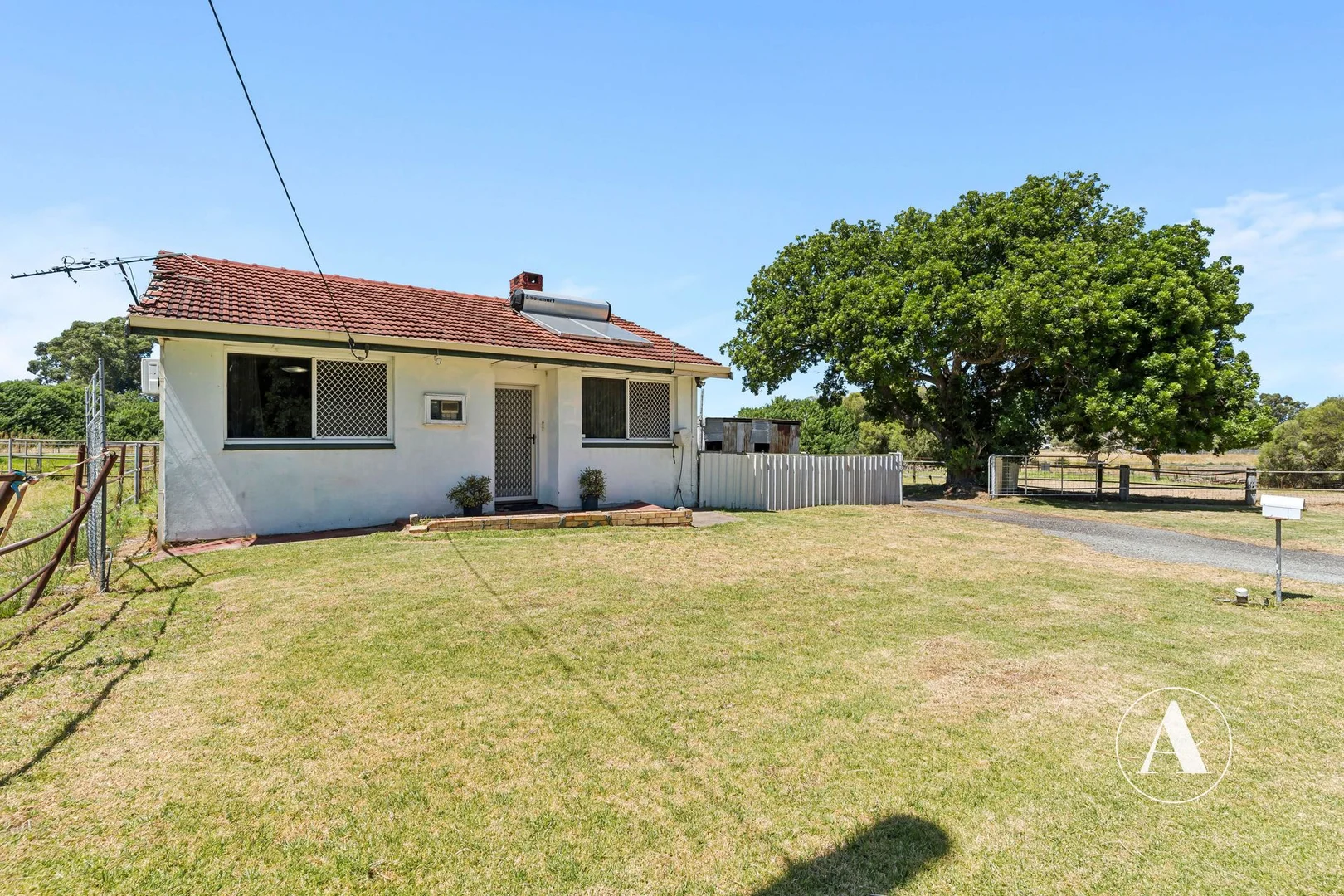 Additional image 3 of 195 Brentwood Road, Kenwick WA 6107