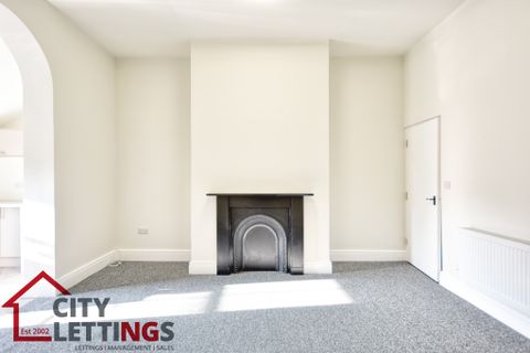 Mansfield Road, City Centre NG1