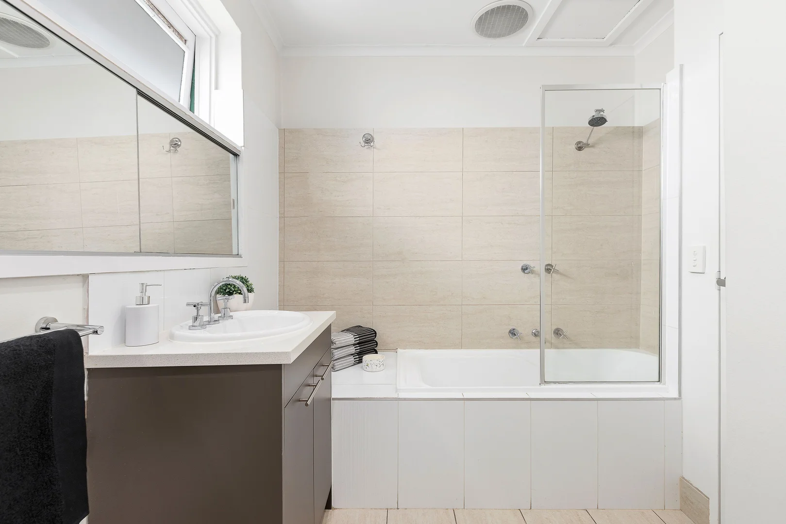 Additional image 6 of 2/129-131 Argyle Street, St Kilda VIC 3182
