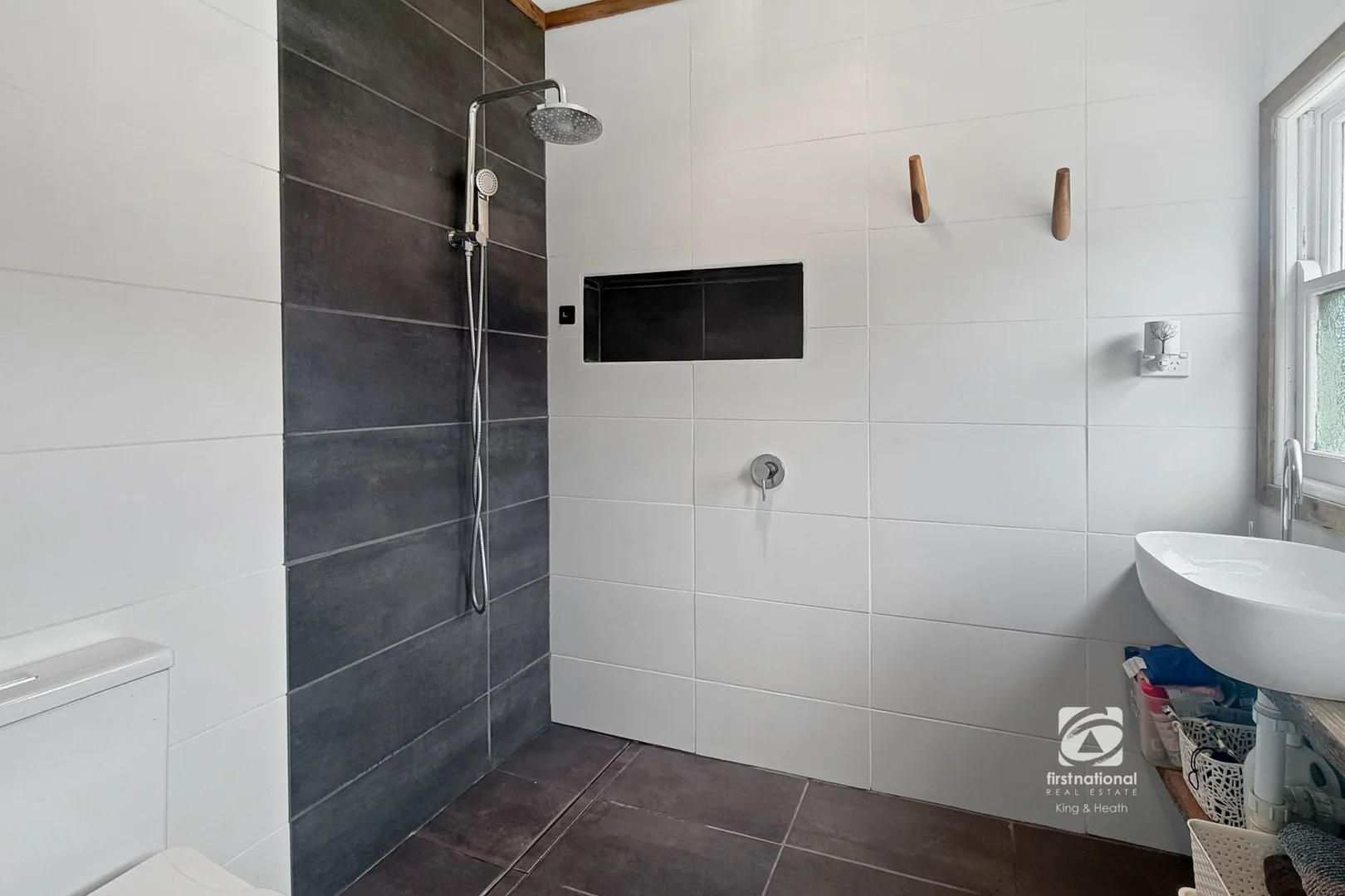 Additional image 8 of 68 Gold Ring Road, Lakes Entrance VIC 3909