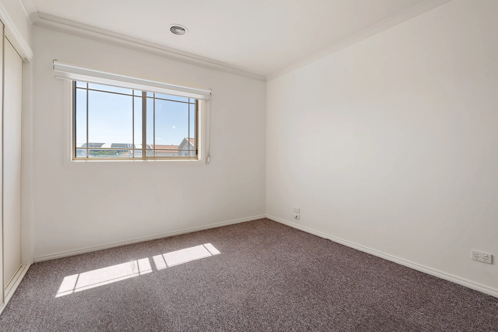 Additional image 10 of 22/12-32 Pecks Road, Sydenham VIC 3037