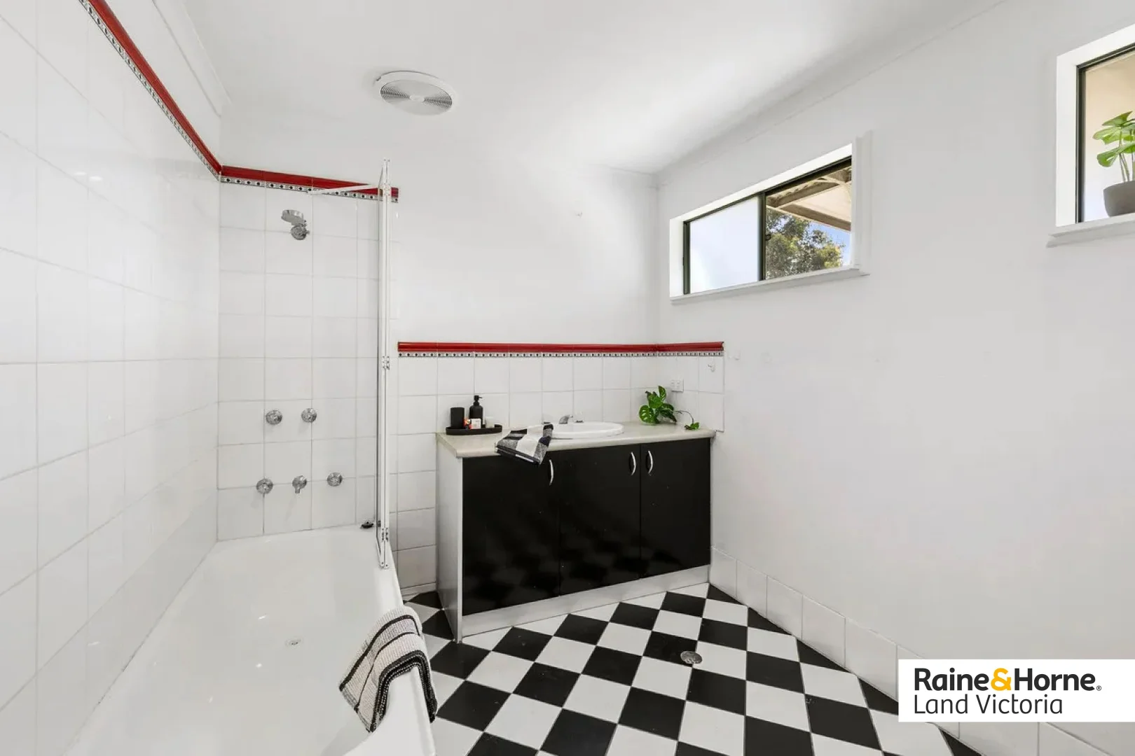 Additional image 11 of 350 Coombes Road, Freshwater Creek VIC 3217