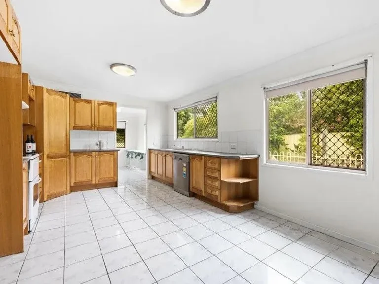 Additional image 10 of 4 AUGSTEIN STREET, Coopers Plains QLD 4108