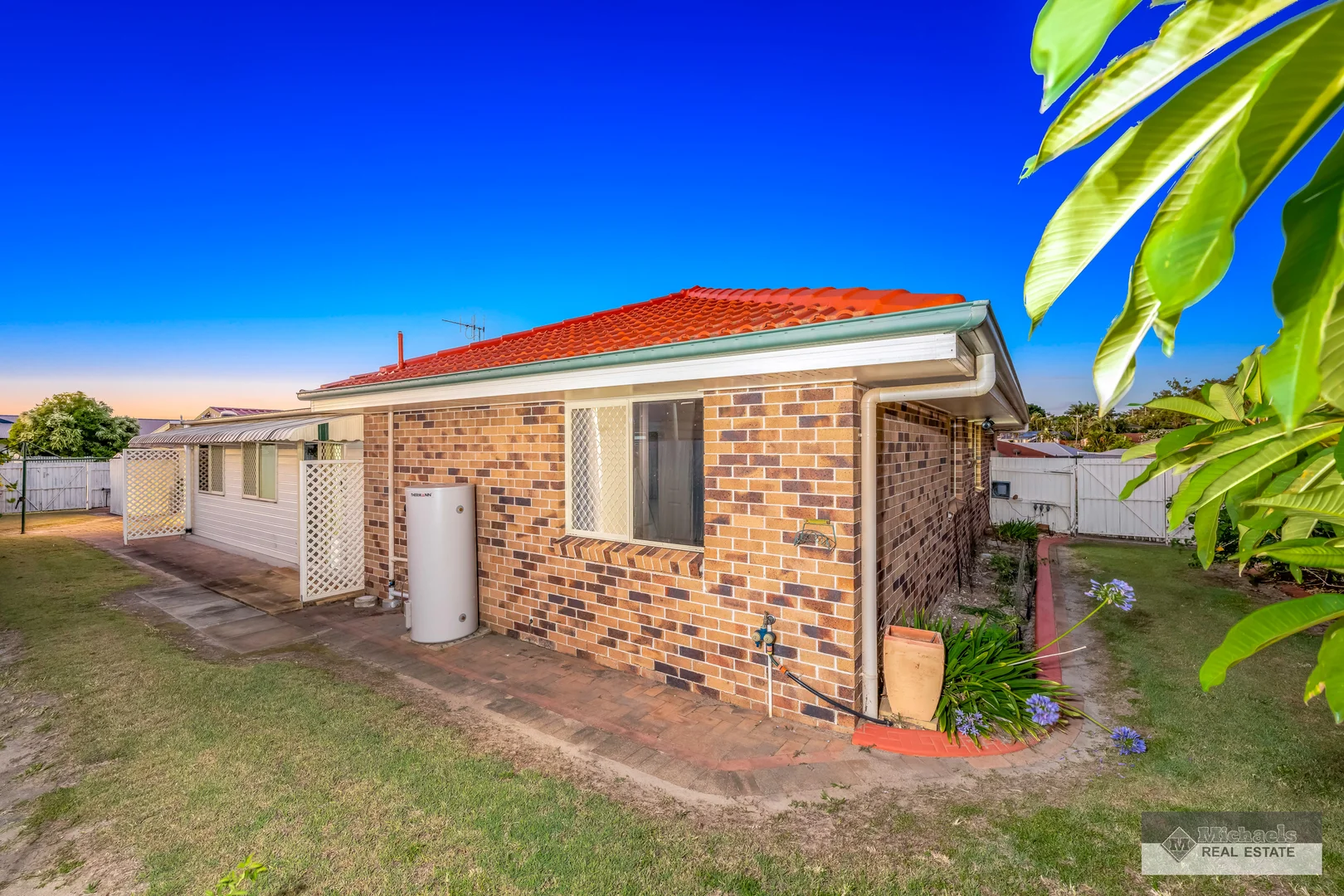 Additional image 21 of 2 Banks Street, Avoca QLD 4670