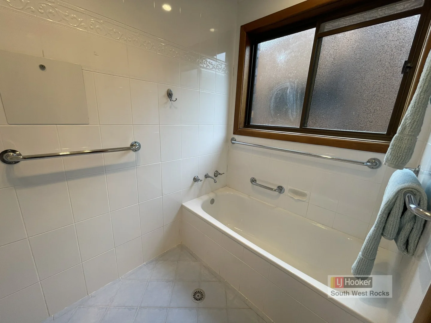 Additional image 15 of 16 Emanuel Crescent, South West Rocks NSW 2431