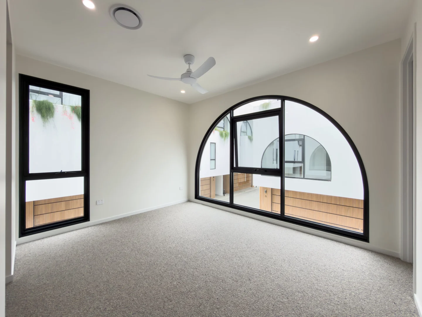 Additional image 5 of Villa 6/2-4 Waterford Court, Bundall QLD 4217