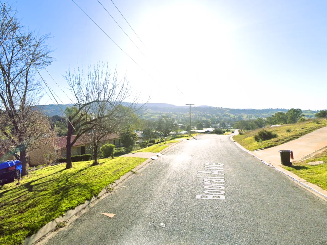 Additional image 2 of 36 Booral Avenue, Tumut NSW 2720