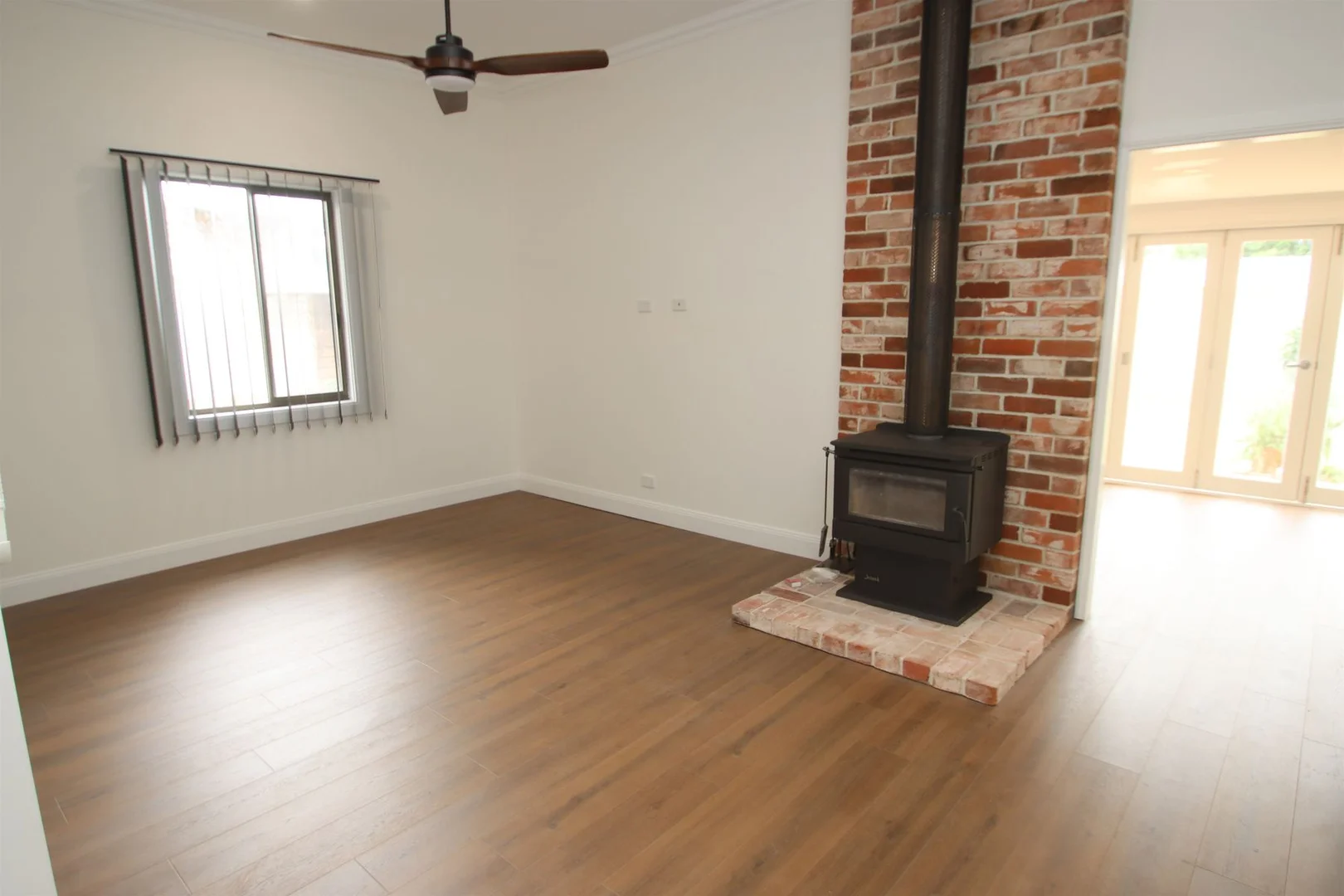 Additional image 3 of 82 High Street, Tenterfield NSW 2372