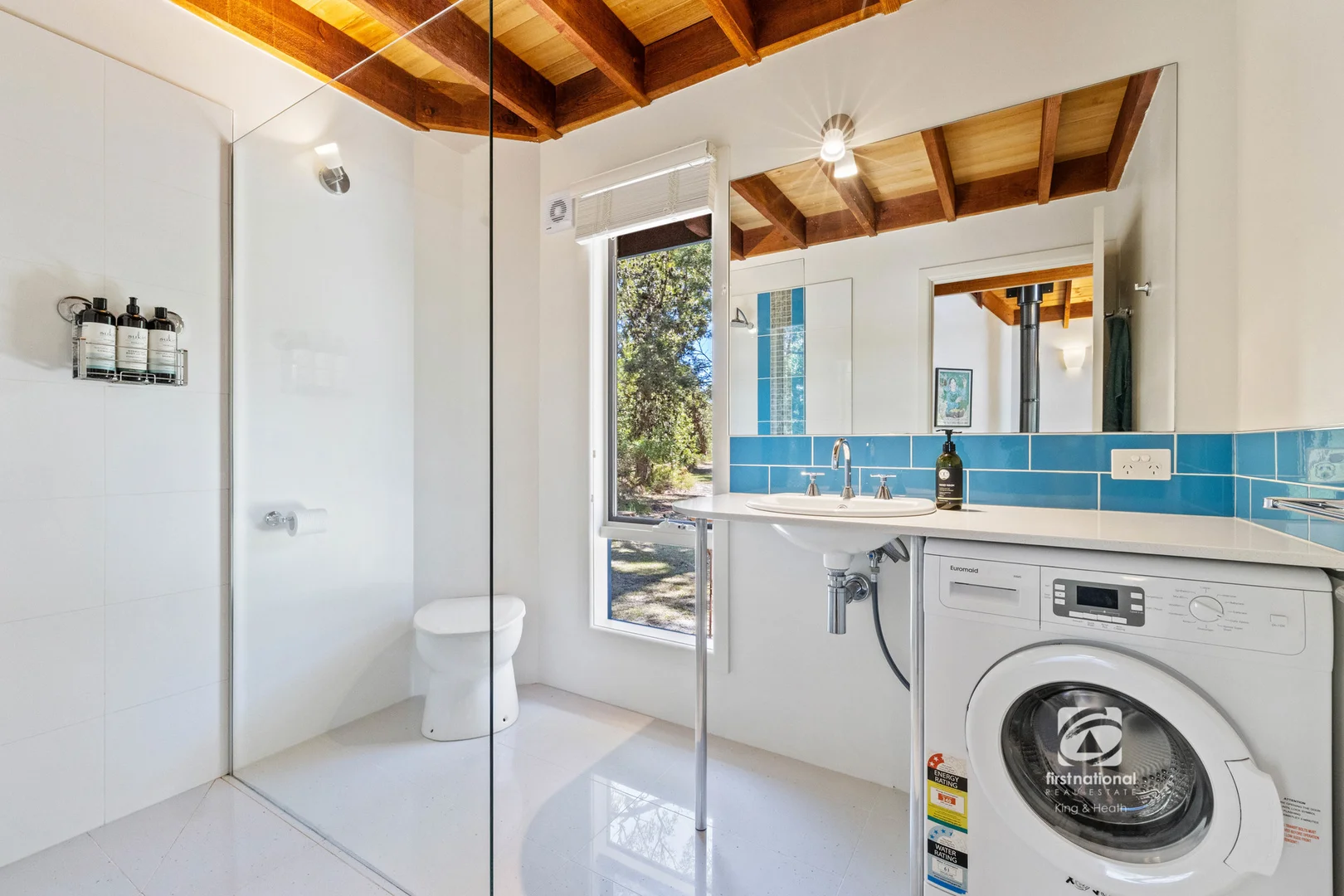 Additional image 32 of 140 Centre Road, Raymond Island VIC 3880