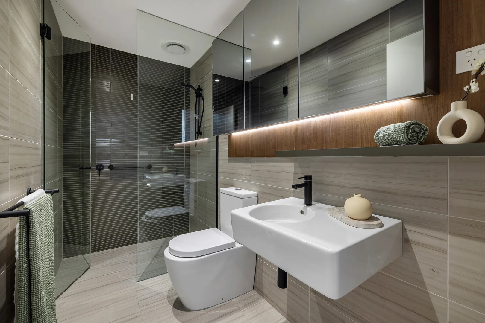 Additional image 9 of G20/692 Whitehorse Road, Mont Albert VIC 3127