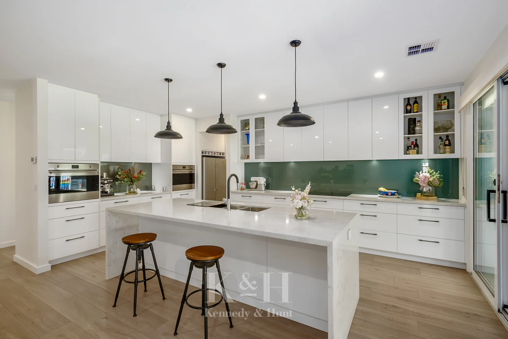 Additional image 4 of 12 Wilson Place, Gisborne VIC 3437