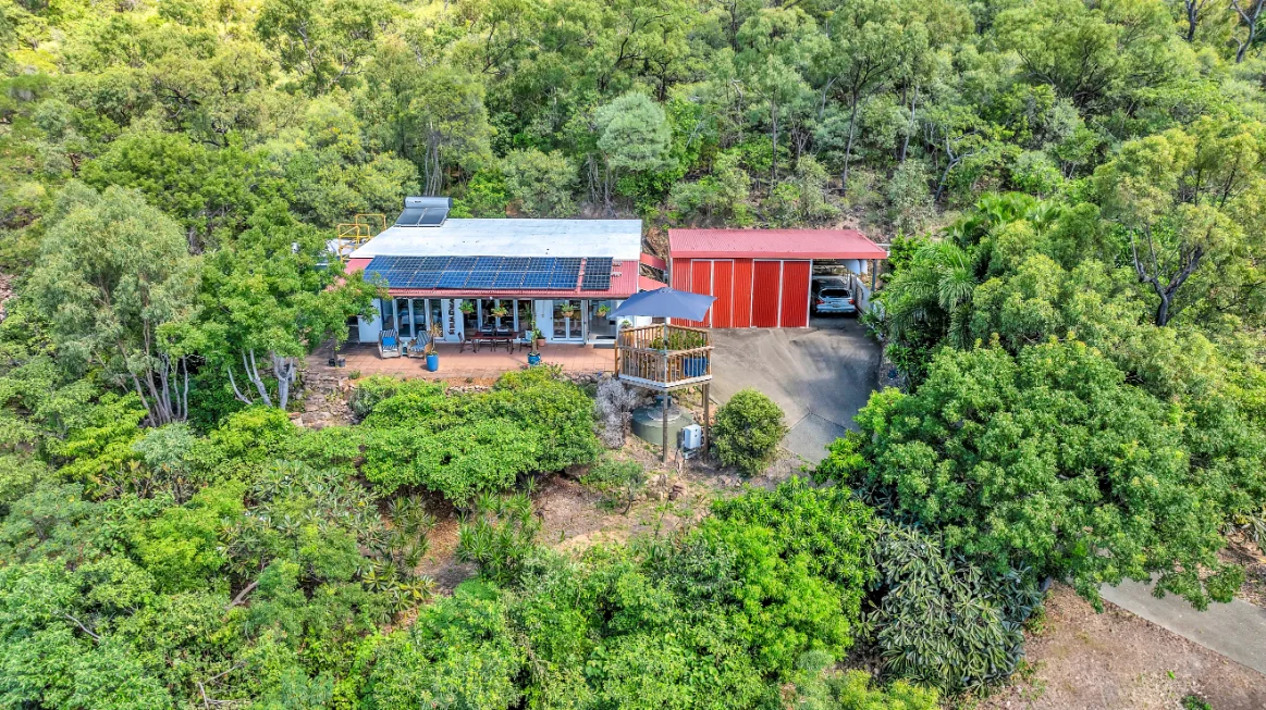 Additional image 3 of 129 Gloucester Avenue, Hideaway Bay QLD 4800