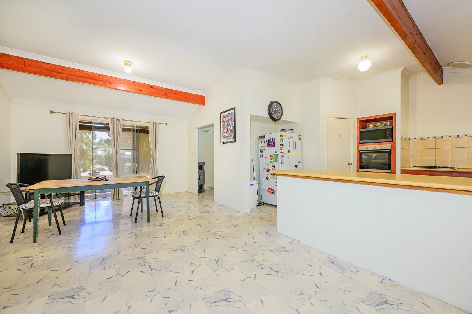 Additional image 8 of 53 Almond Avenue, Bakers Hill WA 6562