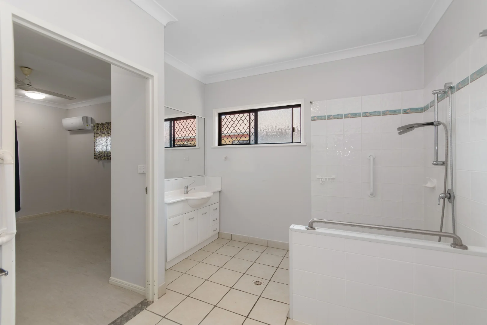 Additional image 9 of Condon QLD 4815