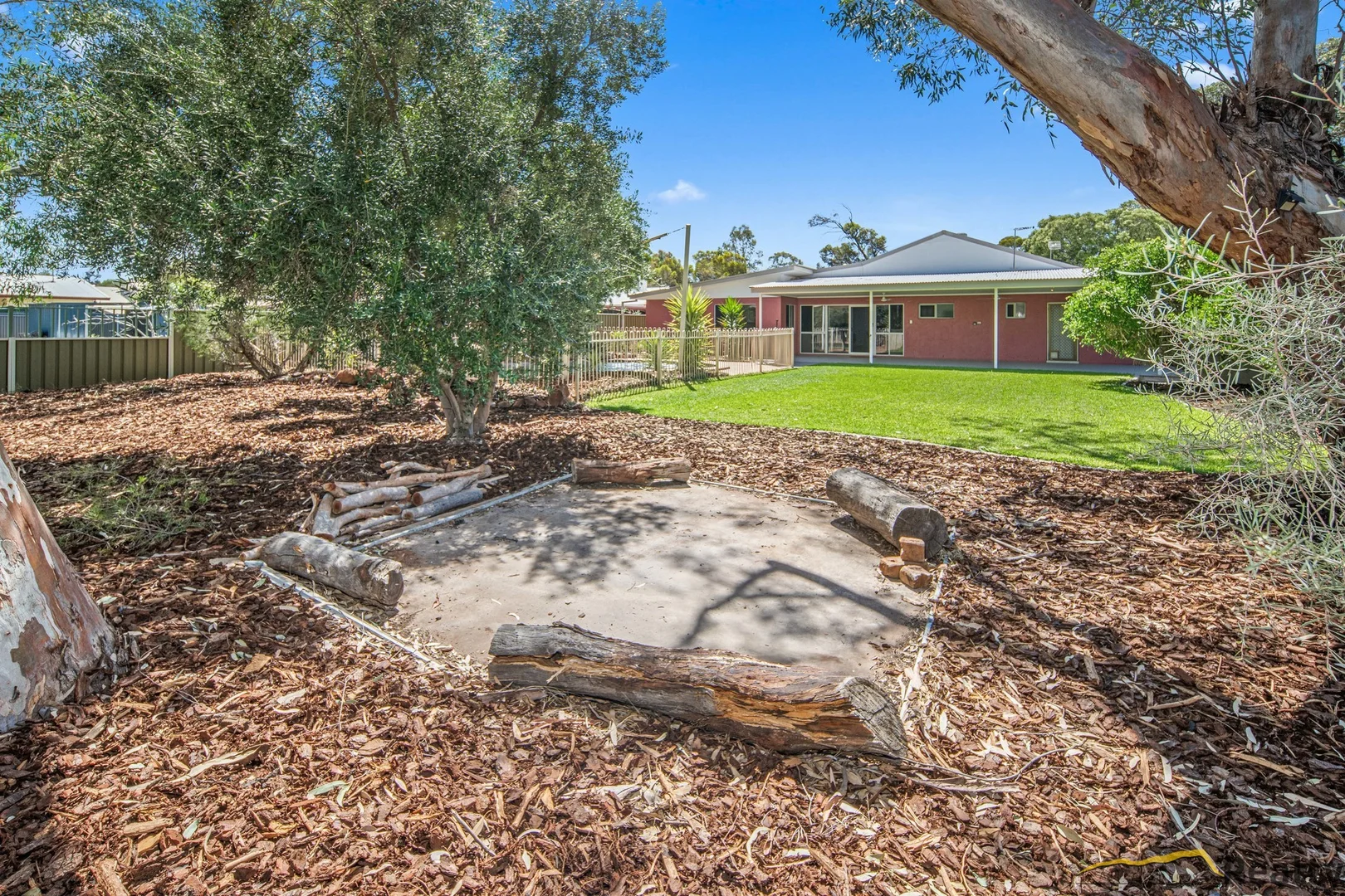 Additional image 30 of 7 The Links, Desert Springs NT 0870