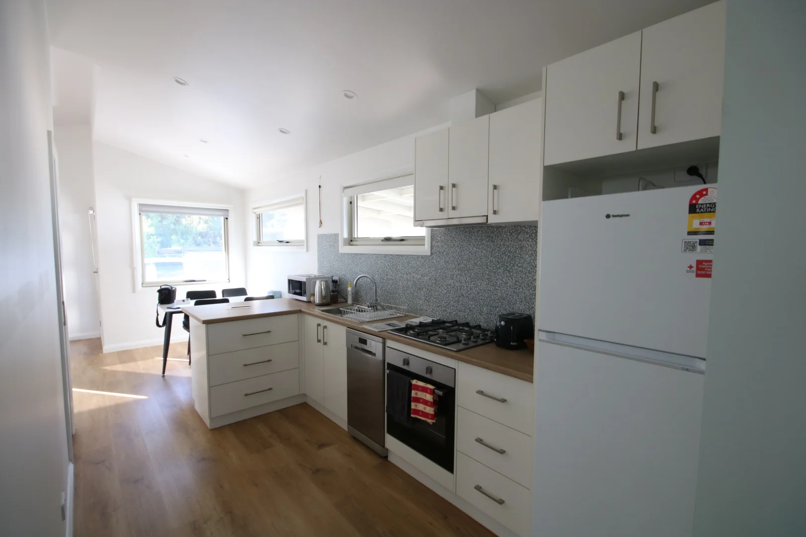 Additional image 4 of Cabin 70/2-20 Morton St, Rochester VIC 3561