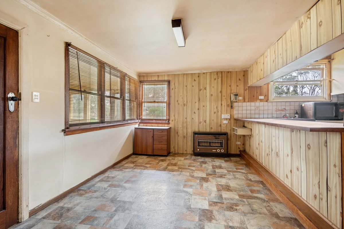 Additional image 5 of 90 Broom Road, Lethbridge VIC 3332