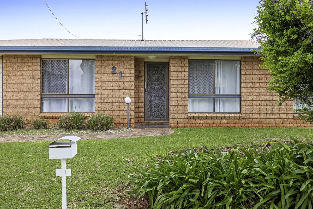 Additional image 2 of 21 Banksia Street, Newtown QLD 4350